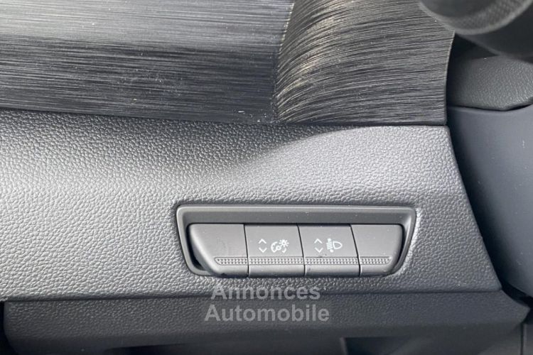 Nissan Primastar 33 241 HT CABINE APPROFONDIE L2H1 3T0 2.0 DCI 170 S/S N-CONNECTA DCT TVA RECUPERABLE - <small></small> 39.890 € <small></small> - #45