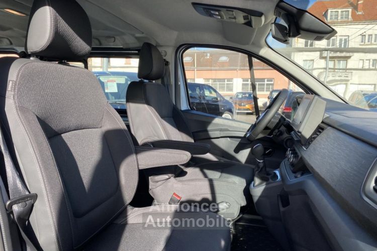 Nissan Primastar 37 492 HT COMBI L2H1 2.0 DCI 170 S&S DCT N-CONNECTA 8PL GARANTIE 5 ANS - <small></small> 41.900 € <small></small> - #11