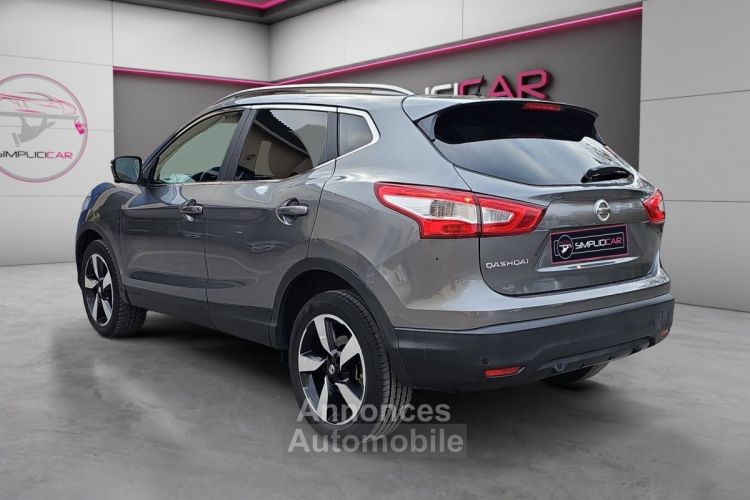 Nissan Qashqai 1.2 DIG-T 115 Xtronic N-Connecta - TOIT PANORAMIQUE - <small></small> 14.990 € <small>TTC</small> - #3