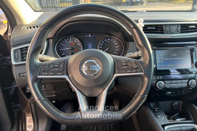 Nissan Qashqai 1.2 DIGT 115CH N-CONNECTA CAMERA DE RECUL + TOIT PANORAMIQUE - <small></small> 14.775 € <small>TTC</small> - #17