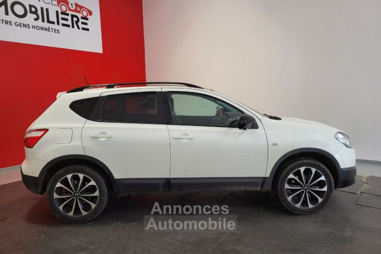 Nissan Qashqai 1.5 DCI 110 N-CONNECTA + ATTELAGE + CAMERA + TOIT PANO - <small></small> 7.590 € <small>TTC</small> - #8