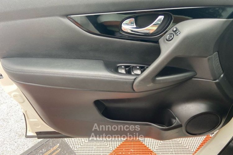 Nissan Qashqai 1.5 DCI 110 N-CONNECTA TOIT PANO FULL LEDS 1 ère main - <small></small> 14.950 € <small>TTC</small> - #30