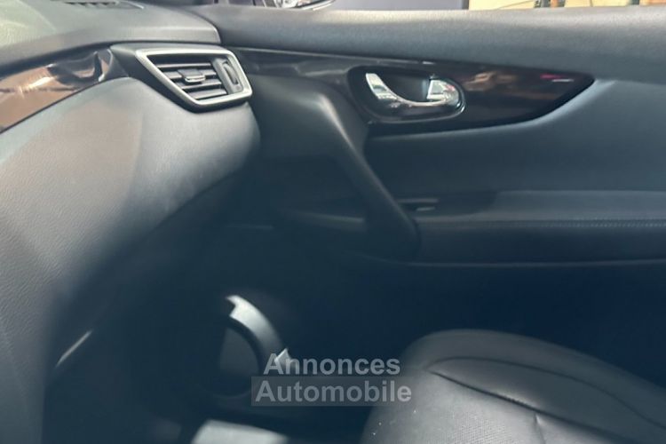 Nissan Qashqai 1.6 dCi 130 Tekna camera 360° sieges electrique toit panoramique - <small></small> 12.990 € <small>TTC</small> - #18