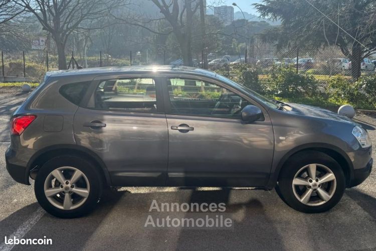 Nissan Qashqai I 2.0 dCi 150CH TEKNA ALL-MODE 4x4 - <small></small> 11.490 € <small>TTC</small> - #6