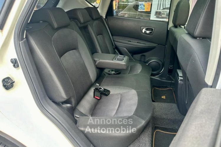 Nissan Qashqai I (J10) 2.0 140CH ALL-MODE 4X4 CONNECT EDITION M-CVT + ATTELAGE - <small></small> 13.490 € <small>TTC</small> - #10