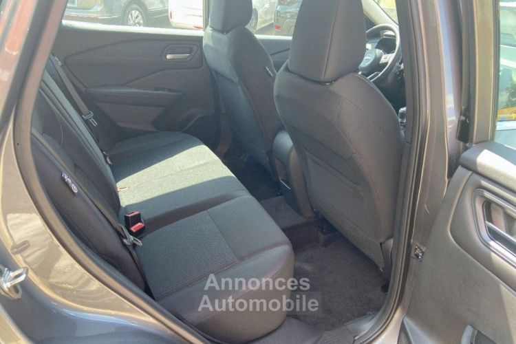 Nissan Qashqai Mild Hybrid 140 BV6 ACENTA GPS Caméra 360° Pack Hiver - <small></small> 26.750 € <small>TTC</small> - #32