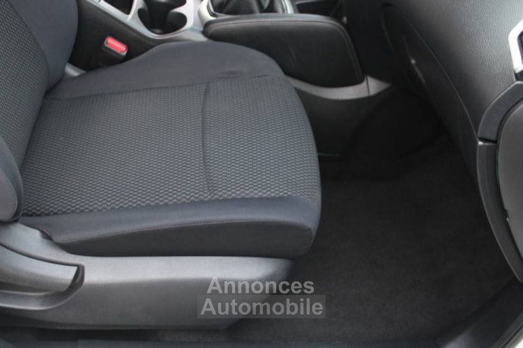 Nissan Qashqai PUREDRIVE 4X2 1.5L DCI 110CV BTE 6VT PACK SPORT/CONNECT 2015 PARFAIT ETAT GTIE 6 MOIS MOT/BT - <small></small> 13.990 € <small>TTC</small> - #23