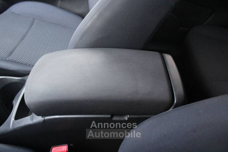 Nissan Qashqai PUREDRIVE 4X2 1.5L DCI 110CV BTE 6VT PACK SPORT/CONNECT 2015 PARFAIT ETAT GTIE 6 MOIS MOT/BT - <small></small> 13.990 € <small>TTC</small> - #28