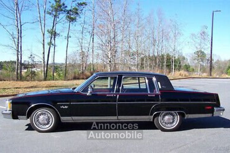 Oldsmobile 98 Ninety-Eight  - <small></small> 22.000 € <small>TTC</small> - #7