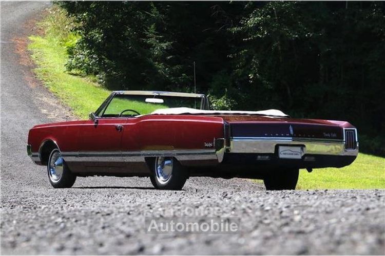 Oldsmobile 98 Ninety-Eight  - <small></small> 37.000 € <small>TTC</small> - #3