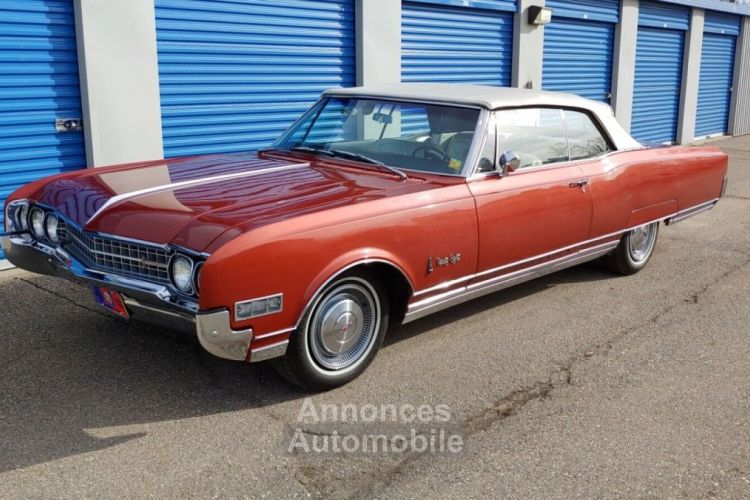 Oldsmobile 98 Ninety-Eight  - <small></small> 37.000 € <small>TTC</small> - #1