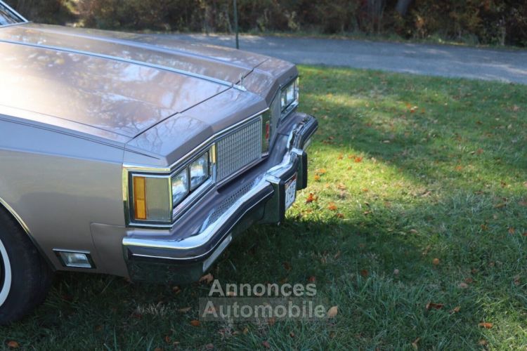 Oldsmobile 98 Ninety-Eight  - <small></small> 22.000 € <small>TTC</small> - #8