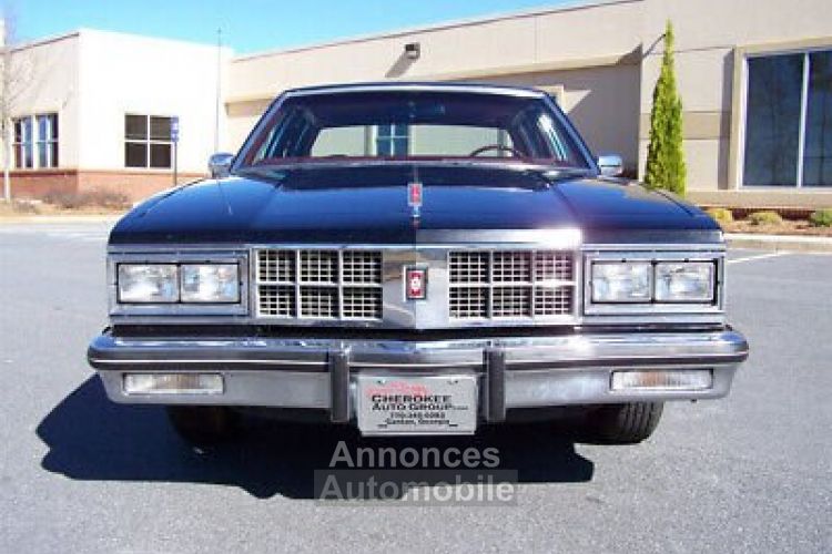 Oldsmobile 98 Ninety-Eight  - <small></small> 22.500 € <small>TTC</small> - #19