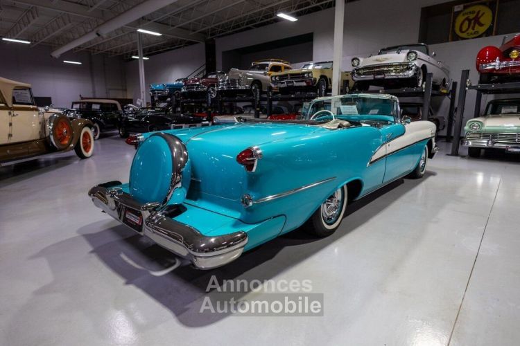 Oldsmobile 98 Starfire Convertible  - <small></small> 80.000 € <small>TTC</small> - #25