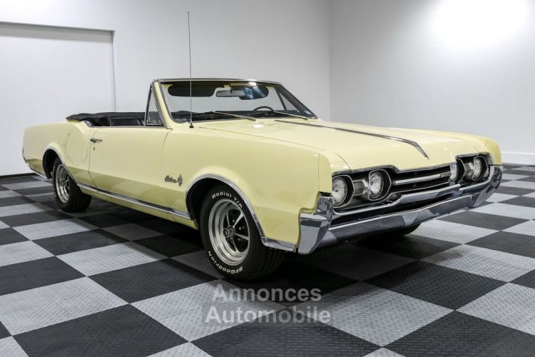 Oldsmobile Cutlass - <small></small> 38.100 € <small>TTC</small> - #1