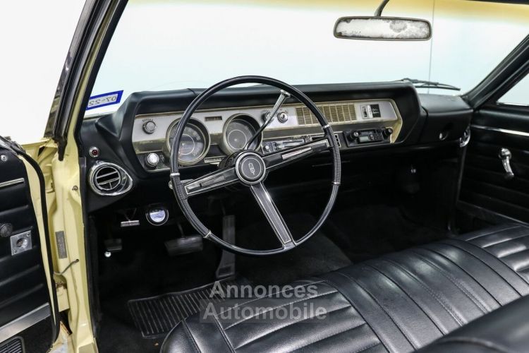 Oldsmobile Cutlass - <small></small> 38.100 € <small>TTC</small> - #17