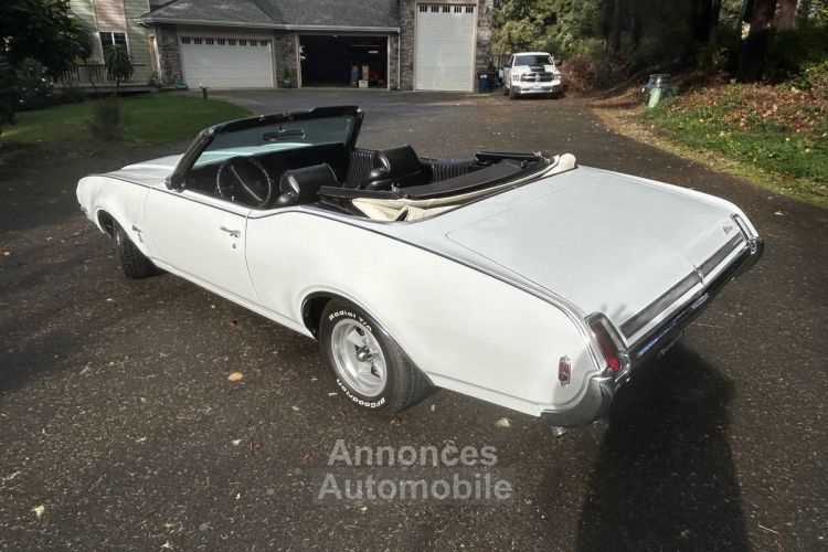 Oldsmobile Cutlass convertible  - <small></small> 38.000 € <small>TTC</small> - #6