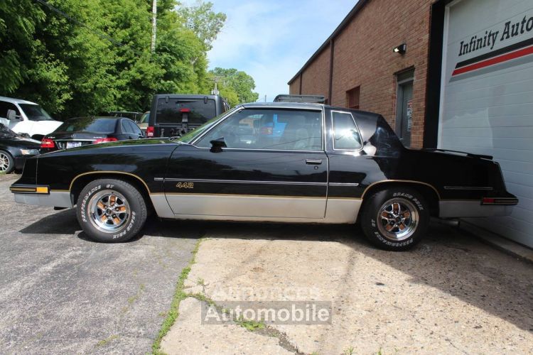 Oldsmobile Cutlass salon  - <small></small> 32.500 € <small>TTC</small> - #4