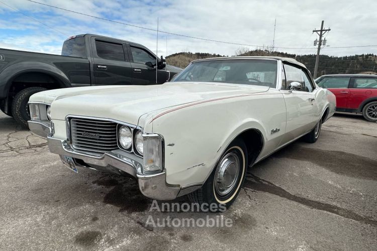 Oldsmobile Delmont 88 - <small></small> 18.700 € <small>TTC</small> - #1