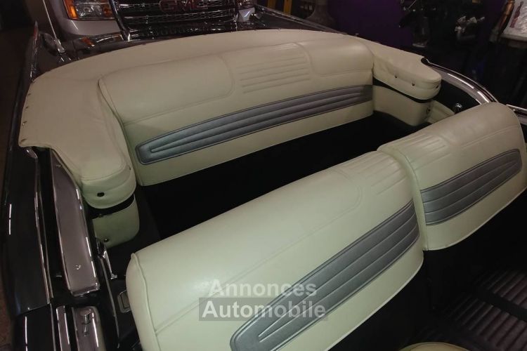 Oldsmobile Dynamic 88 V8 convertible  - <small></small> 103.400 € <small>TTC</small> - #13