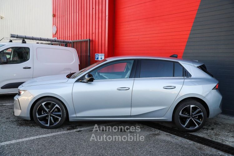 Opel Astra 1.2i 130 Elégance Business CAMERA SIEGES ET VOLANT CHAUFFANT - <small></small> 18.970 € <small></small> - #3