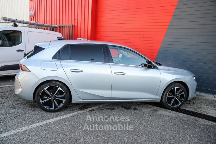 Opel Astra 1.2i 130 Elégance Business CAMERA SIEGES ET VOLANT CHAUFFANT - <small></small> 18.970 € <small></small> - #25