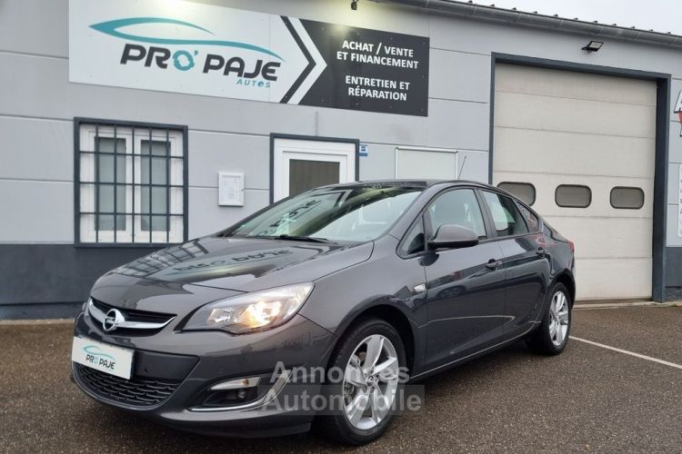 Opel Astra 1.4 TURBO 140 CV PACK COSMO / 1E MAIN /18 400km / Full suivi / GARANTIE 12 MOIS - <small></small> 9.990 € <small>TTC</small> - #1