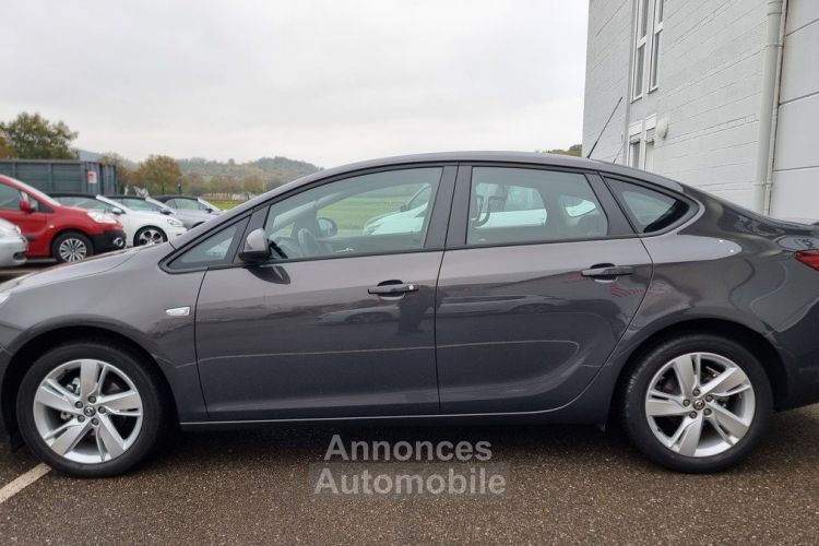 Opel Astra 1.4 TURBO 140 CV PACK COSMO / 1E MAIN /18 400km / Full suivi / GARANTIE 12 MOIS - <small></small> 9.990 € <small>TTC</small> - #7