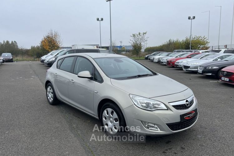 Opel Astra 1.4 TWINPORT ESSENTIA - <small></small> 7.790 € <small>TTC</small> - #3