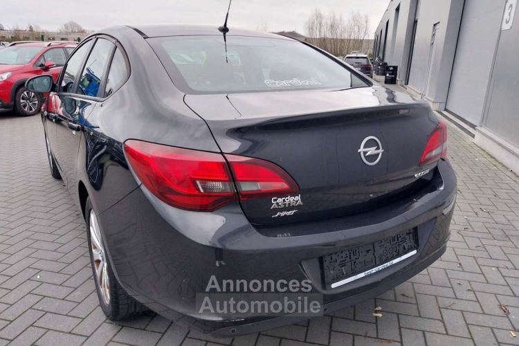 Opel Astra 1.7 CDTi ecoFLEX-AIRCO--GARANTIE.12.MOIS-- - <small></small> 6.990 € <small>TTC</small> - #5