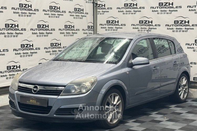 Opel Astra 1.7 CDTI100 COSMO 5P - <small></small> 6.490 € <small>TTC</small> - #1