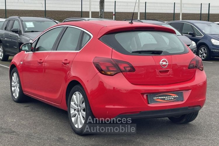 Opel Astra 1.7 CDTI110 FAP COSMO - <small></small> 7.390 € <small>TTC</small> - #9