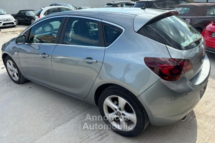 Opel Astra 2.0 CDTI 165 ch COSMO PACK COURROIE OK + SUIVI - <small></small> 4.489 € <small>TTC</small> - #5