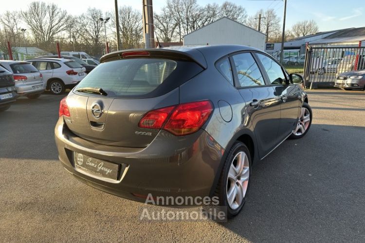 Opel Astra Enjoy 2010 1.3 CDTI - <small></small> 6.990 € <small>TTC</small> - #4