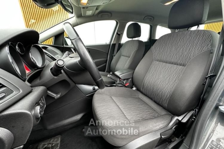 Opel Astra SPORTS-TOURER 1.6 CDTI 110Cv BUSINESS CONNECT START-STOP - <small></small> 8.490 € <small>TTC</small> - #11