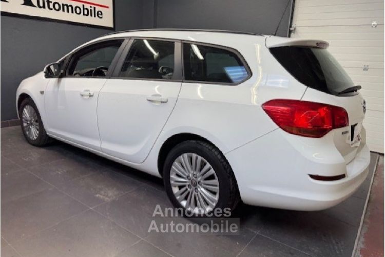 Opel Astra SPORTS TOURER 1.7 CDTI 110 ch FAP  - <small></small> 6.900 € <small>TTC</small> - #14