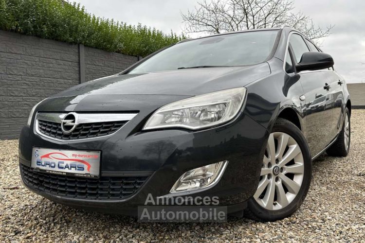 Opel Astra Sports Tourer 1.7 CDTi ECOTEC Cosmo CUIR-EXPORT - <small></small> 3.250 € <small>TTC</small> - #1