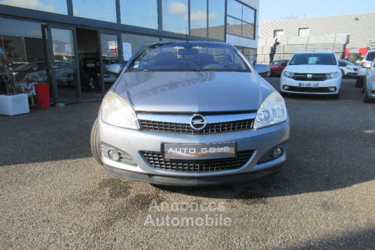 Opel Astra TWINTOP 1.9 CDTI - 150 Cosmo - <small></small> 6.490 € <small>TTC</small> - #2