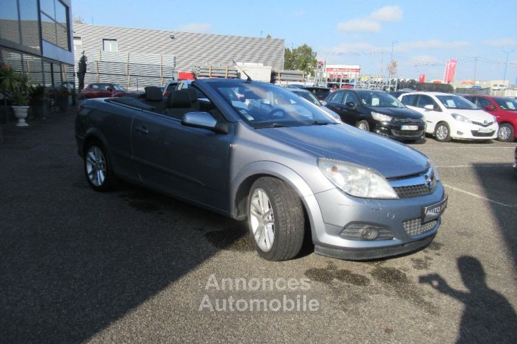 Opel Astra TWINTOP 1.9 CDTI - 150 Cosmo - <small></small> 6.490 € <small>TTC</small> - #3