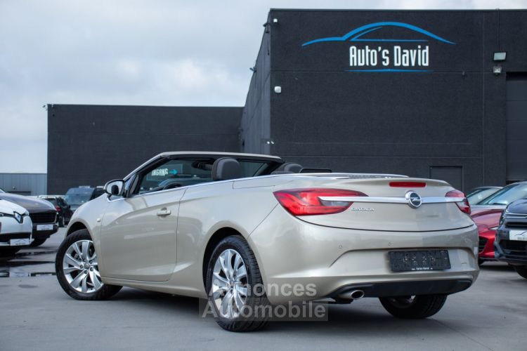 Opel Cascada 1.4 Turbo Cabrio - HISTORIEK - SENSOREN - CRUISECONTROL - AIRCO - ALARM - <small></small> 10.999 € <small>TTC</small> - #2