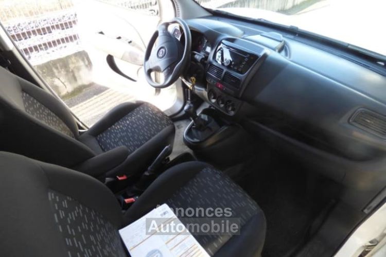 Opel Combo CARGO 1.3 CDTI 90 CH L1H1 - <small></small> 9.990 € <small>TTC</small> - #12