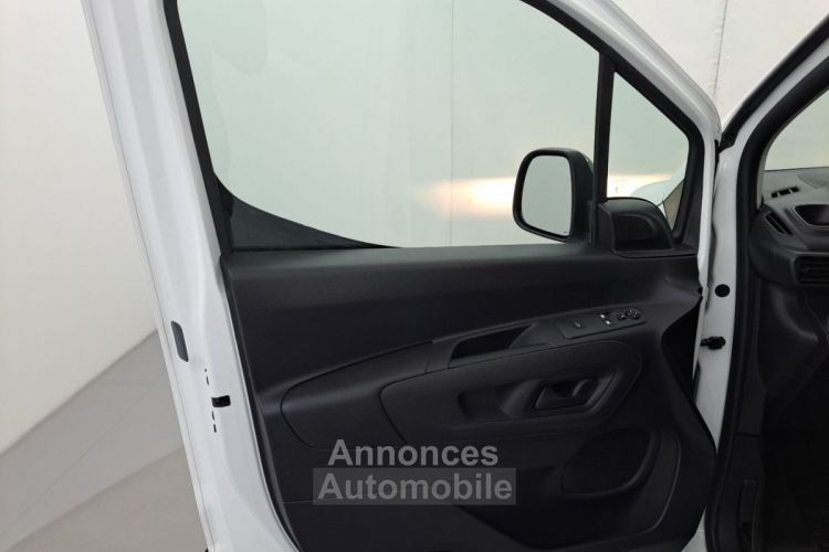 Opel Combo CARGO 1.5 D 130 L1H1 PACK CLIM BVA8 - <small></small> 20.388 € <small>TTC</small> - #20