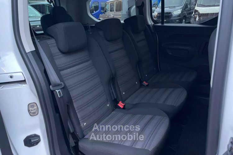 Opel Combo Life xl / 7-zit / carplay / trekhaak / 1.2turbo / navi / cruise / led - <small></small> 14.950 € <small>TTC</small> - #27