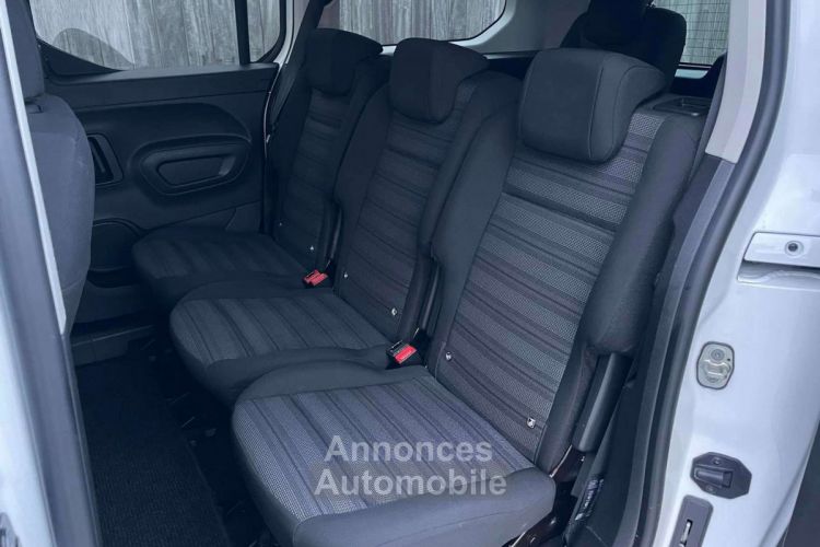 Opel Combo Life xl / 7-zit / carplay / trekhaak / 1.2turbo / navi / cruise / led - <small></small> 14.950 € <small>TTC</small> - #32