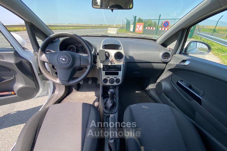 Opel Corsa 1,2 SELECTION - <small></small> 3.590 € <small>TTC</small> - #23