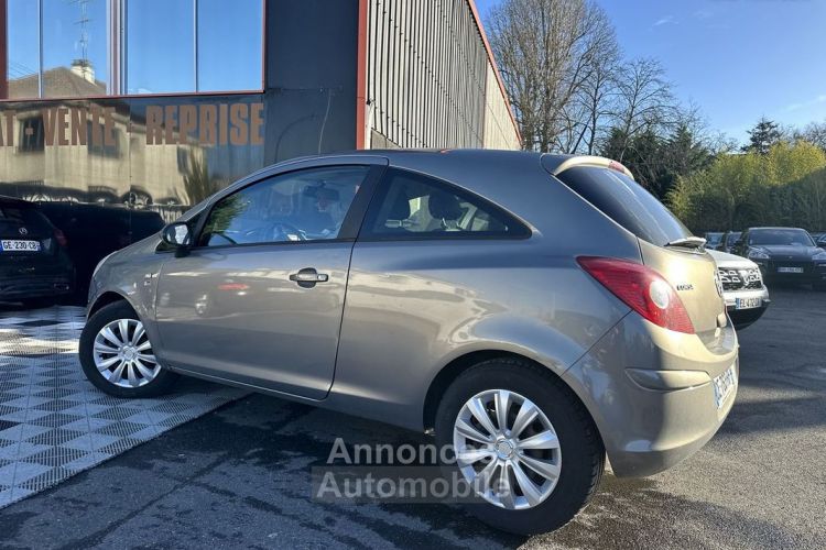 Opel Corsa 1.2 TWINPORT 150EME ANNIVERSAIRE 3P - <small></small> 5.490 € <small>TTC</small> - #7