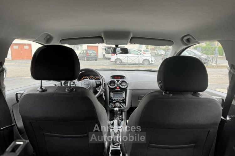 Opel Corsa 1.2i - 85 Twinport Graphite Gps + Clim - <small></small> 6.990 € <small>TTC</small> - #13