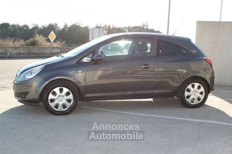 Opel Corsa 1.3 CDTI75 FAP ESSENTIA 3P - <small></small> 3.690 € <small>TTC</small> - #3