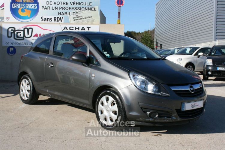 Opel Corsa 1.3 CDTI75 FAP ESSENTIA 3P - <small></small> 3.690 € <small>TTC</small> - #8