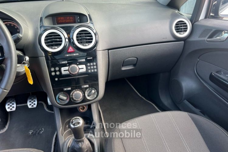 Opel Corsa 1.4 TWINPORT COLOR EDITION 3P - <small></small> 6.990 € <small>TTC</small> - #13